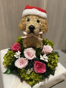 クリスマスの犬の置物