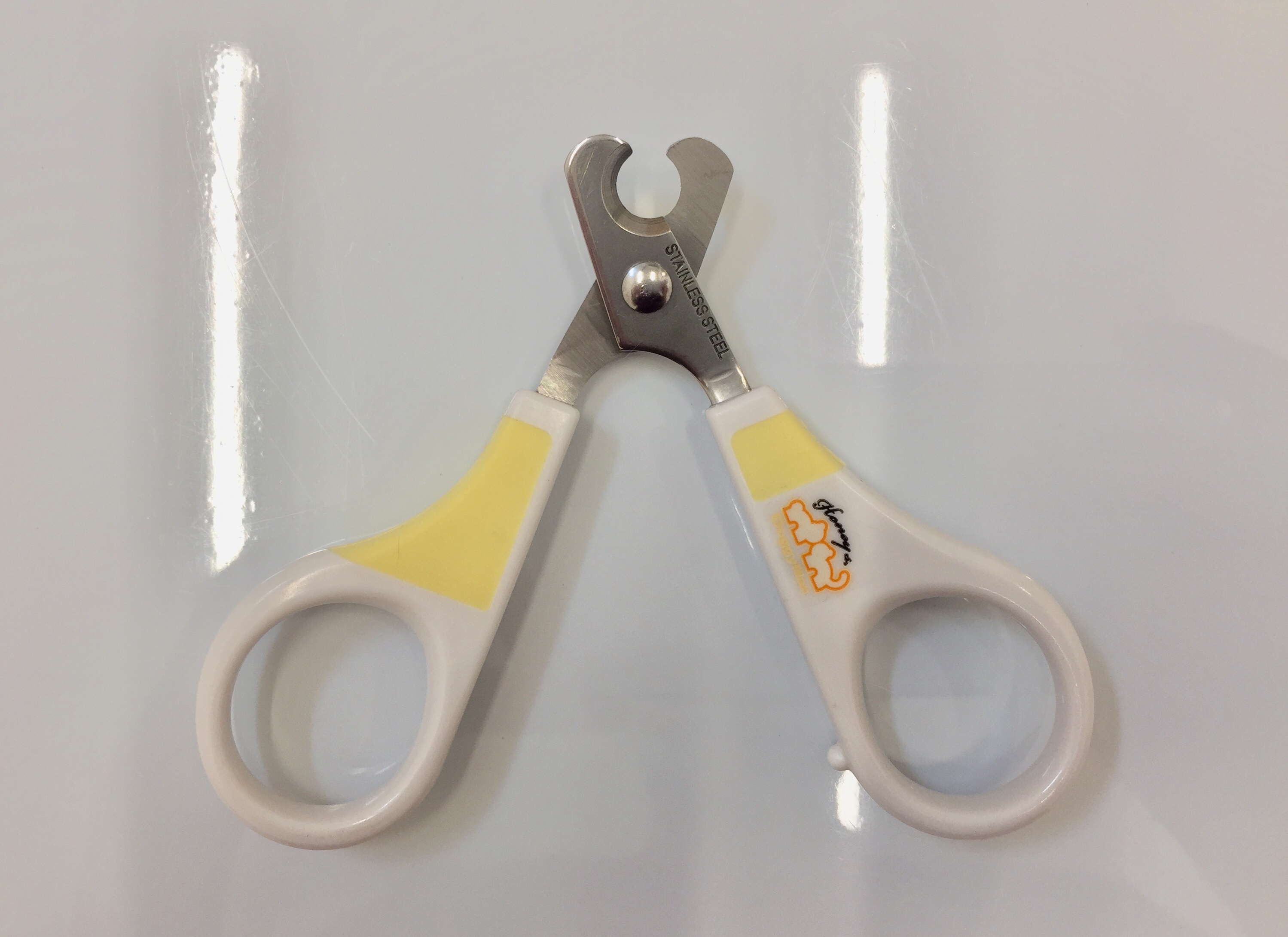 ハサミタイプの爪切り